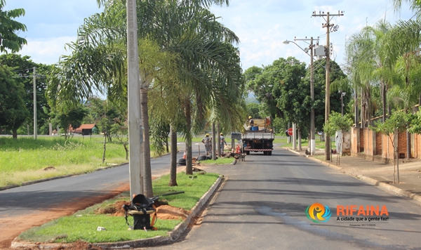 CONCLUÍDA NOVA ILUMINAÇÃO E URBANIZAÇÃO DA AVENIDA JOSÉ DE PAULA VIEIRA
