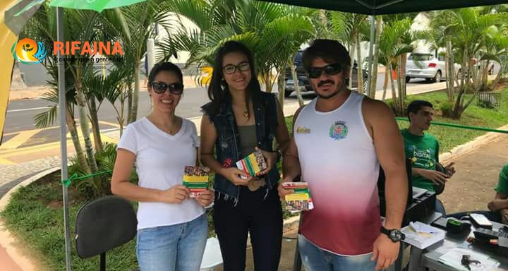 PREFEITURA ORIENTA SOBRE BIOMETRIA ELEITORAL NA PRAÇA 24 DE DEZEMBRO