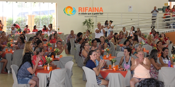 HOMENAGEM ESPECIAL REUNIU MULHERES NO CENTRO DE EVENTOS DE RIFAINA