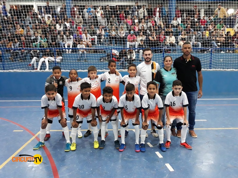SUB 11 É CAMPEÃO E FEMININO LIVRE É VICE NO REGIONAL DE FUTSAL