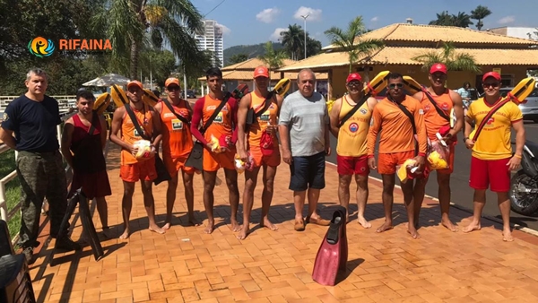 SEGURANÇA PÚBLICA DE RIFAINA TREINA MAIS GUARDA-VIDAS PARA CALÇADÃO DA PRAIA