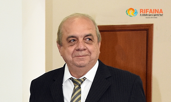 PREFEITURA COMPRA, PAGA E REGISTRA ESCRITURA DE ÁREA PARA 100 CASAS POPULARES