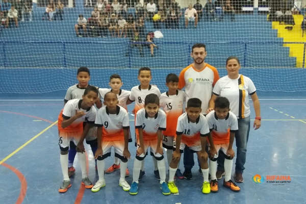 RIFAINA VAI COM TRÊS CATEGORIAS PARA O FUTSAL REGIONAL DE PEDREGULHO