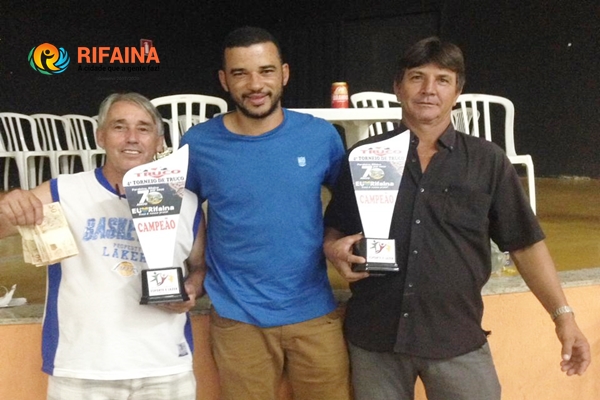 TORNEIO DE TRUCO REUNIU 45 DUPLAS NO CENTRO DE EVENTOS DE RIFAINA